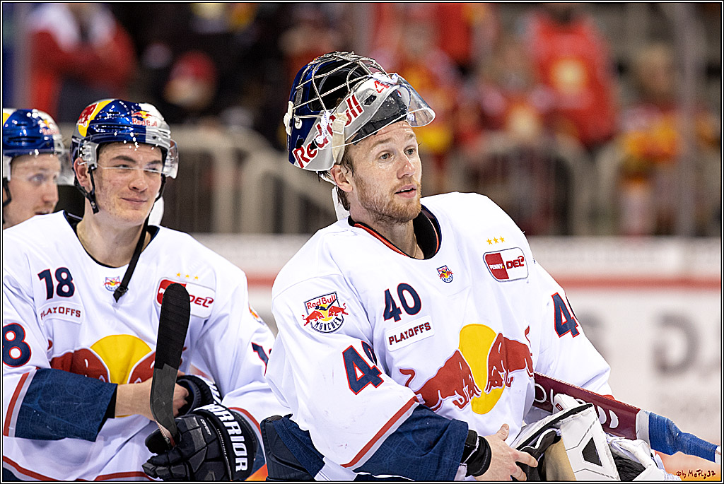 PENNY DEL Viertelfinale 4. Spiel; Duesseldorfer EG - Red Bull Muenchen; Duesseldorf, 16.04.2022